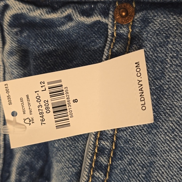 Old Navy Wide Leg Jeans - Picture 6 of 17